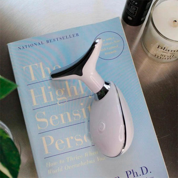 Faceeyu™ Light Therapy Facial Massager