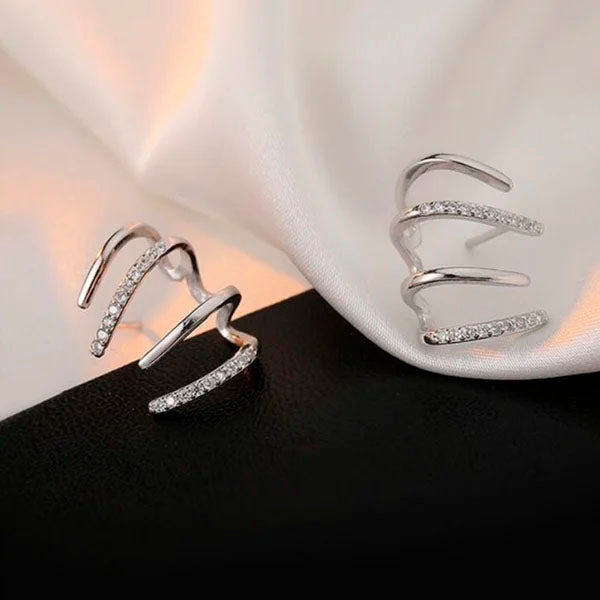Zaffiro™ Diamond Cat Claw Earrings
